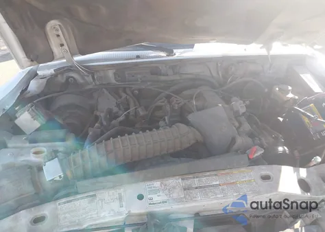 2000 Ford Ranger Xlt z USA, uszkodzony, nr VIN 1FTYR10X1YPB65053